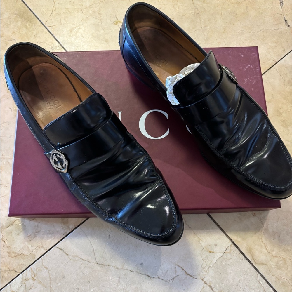 Gucci Men's Black Leather Slip-On Loafers